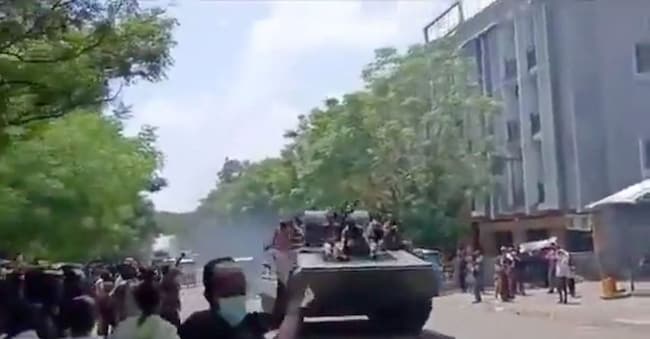Veicoli armati entrano ad Alamata, nel Tigray via REUTERS