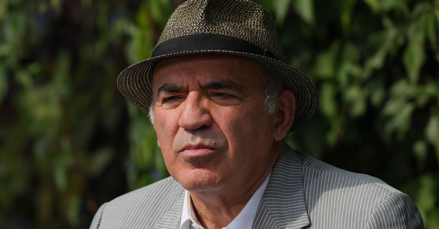 Kasparov: «Avvisato dai servizi lituani e Usa che la mia vita è in pericolo»