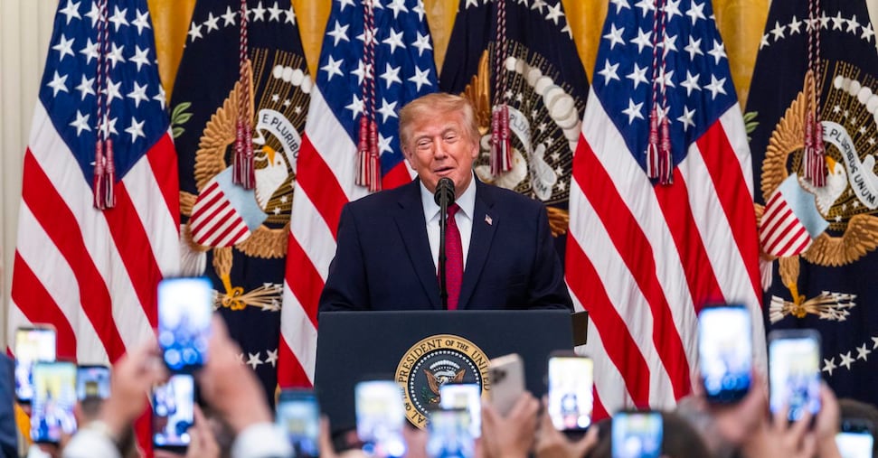 Trump: «Stiamo studiando risposta all’Iran per il ruolo a Fairford»