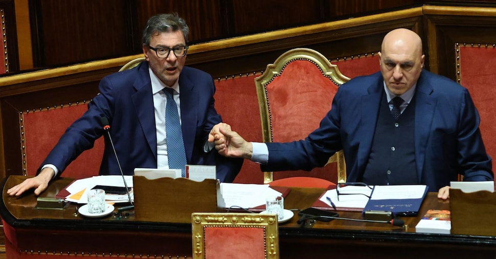 Difesa, tagli per sette miliardi: i progetti a rischio Difesa, tagli per sette miliardi: i progetti a rischio