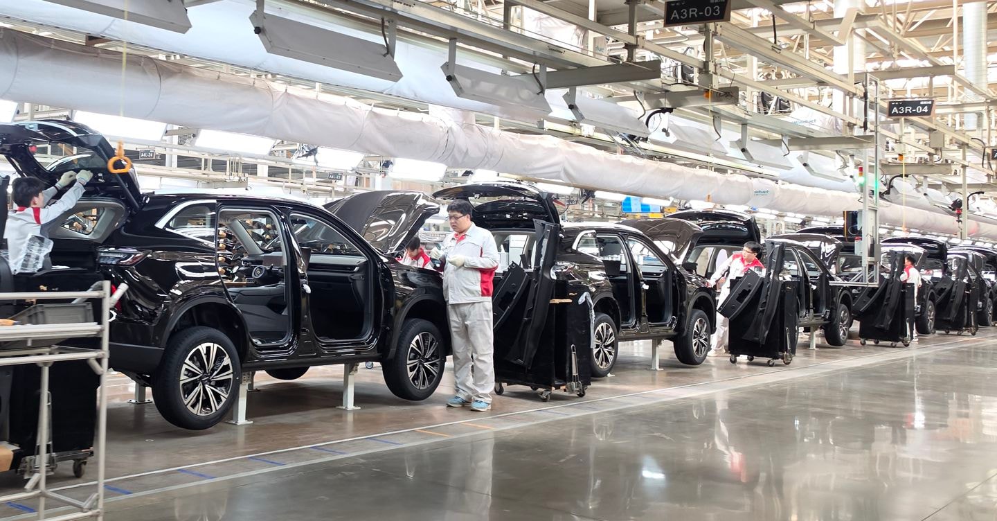 Auto cinesi, mercato interno in calo e la guerra dei prezzi  spinge al consolidamento