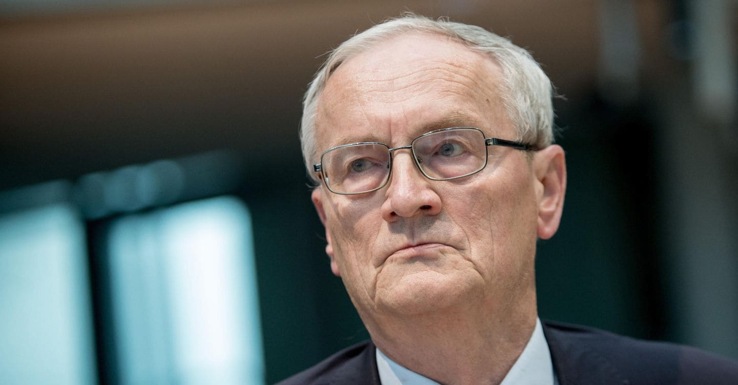Germania, arrestato ex capo dei servizi segreti per spionaggio e tradimento