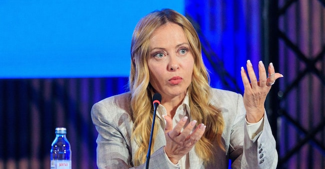 La presidente del Consiglio italiana Giorgia Meloni interviene durante il vertice MED9, a Spalato, in Croazia, il 7 ottobre 2026. REUTERS/Antonio Bronic REUTERS