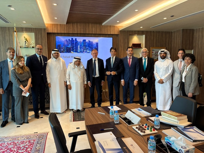 Missione nel Golfo, Urso a Doha: tecnologie strategiche e Made in Italy al centro dell’intesa con il Qatar Missione nel Golfo, Urso a Doha: tecnologie strategiche e Made in Italy al centro dell’intesa con il Qatar