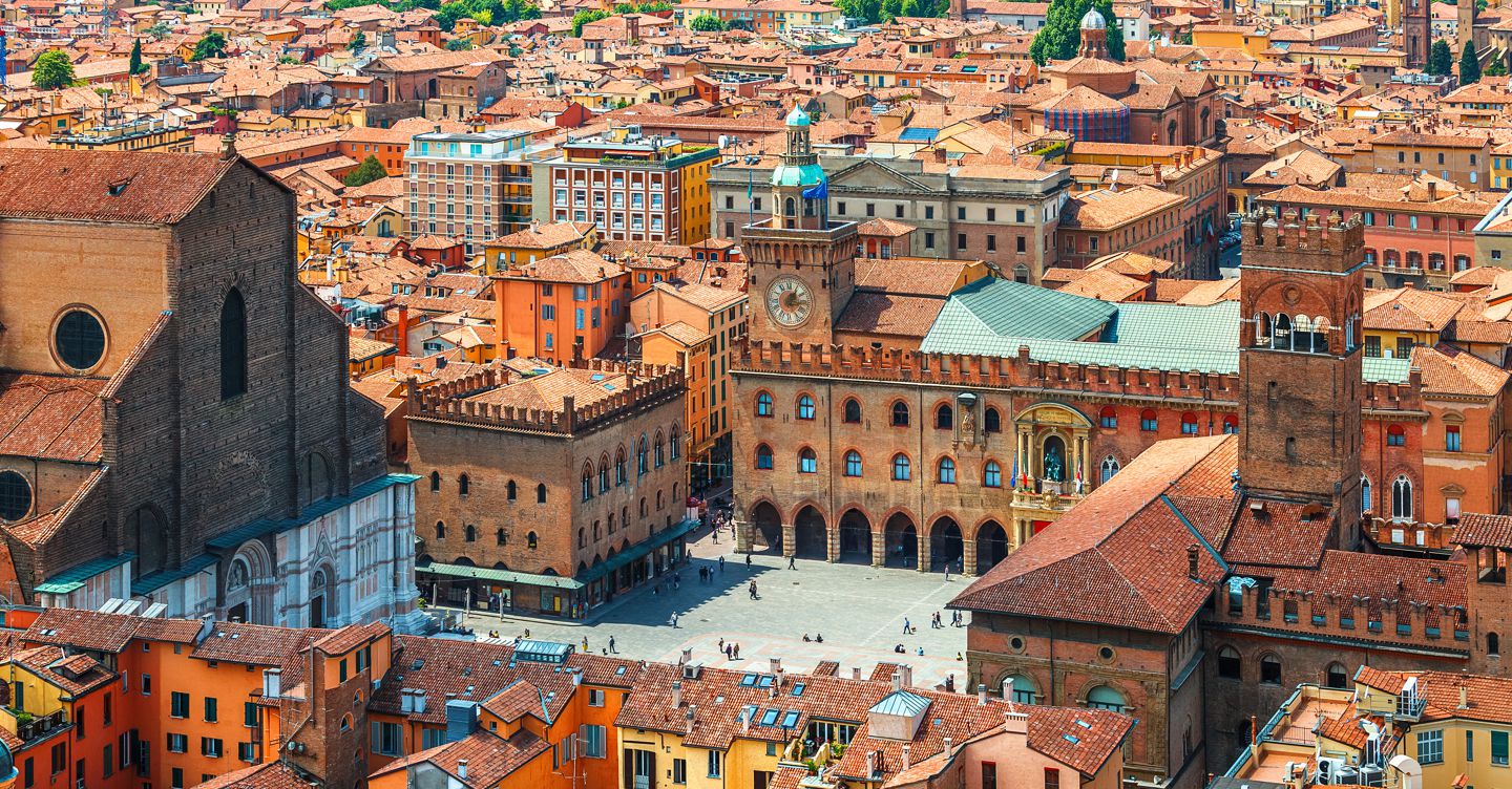 Affitti brevi, stop alla legge dell’Emilia-Romagna