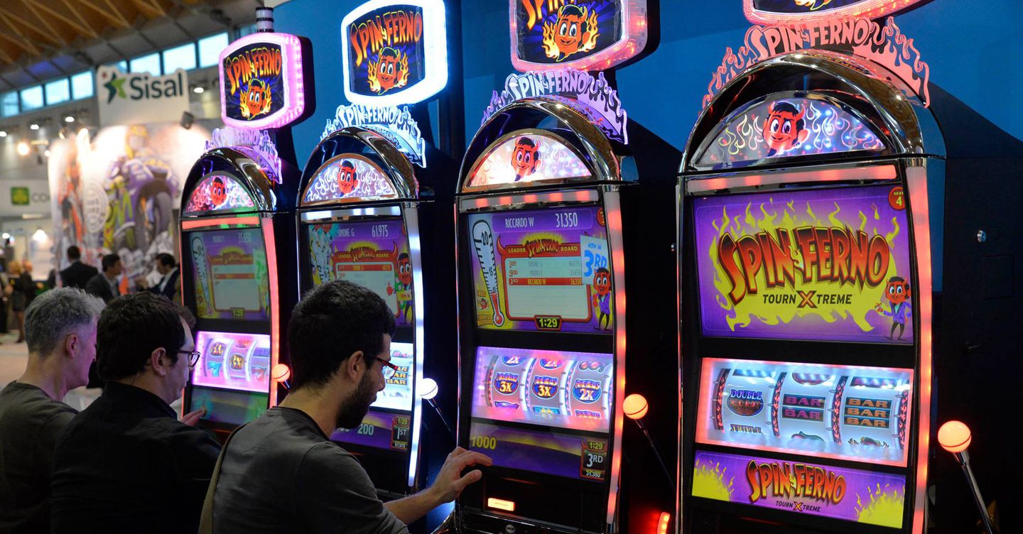 Slot in calo, gioco in crescita: la domanda migra verso altri canali