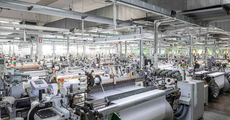 Giù la produzione industriale (-1,3%), frenata da moda e chimica Giù la produzione industriale (-1,3%), frenata da moda e chimica