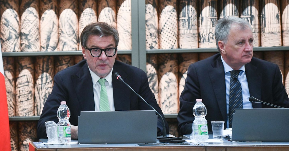 Manovra, Giorgetti: «Credibilità costruita vera risorsa da preservare». Istat: «Recupero delle retribuzioni si è arrestato»