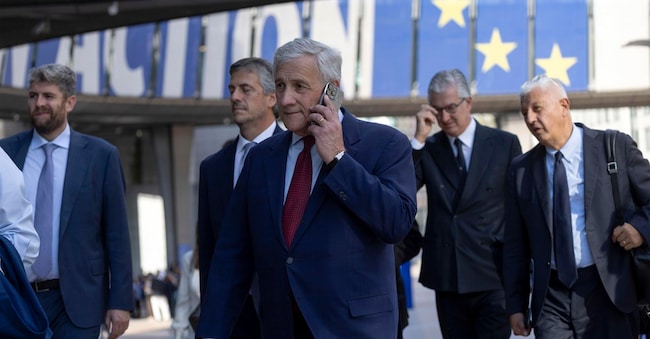 Il ministro degli Esteri Antonio Tajani alla cerimonia di intitolazione dell’edificio a David Maria Sassoli, Bruxelles, 29 settembre 2026. 
ANSA/MASSIMO PERCOSSI ANSA