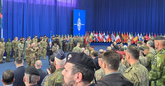 Il passaggio del testimone nella guida della missione Nato Kfor tra l’Italia, che subentra, e la Turchia
