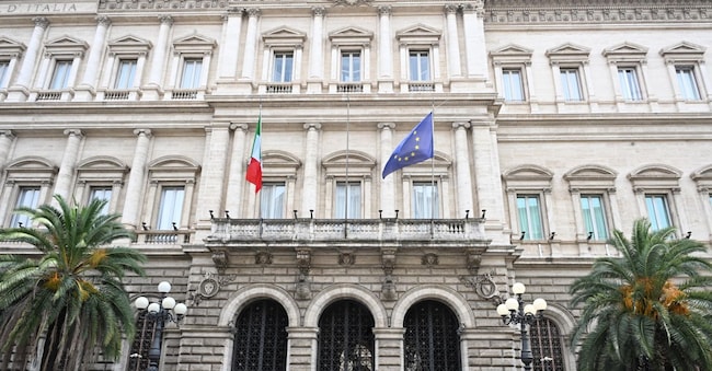 L'esterno della Banca d'Italia a Roma.ANSA/MAURIZIO BRAMBATTI ANSA