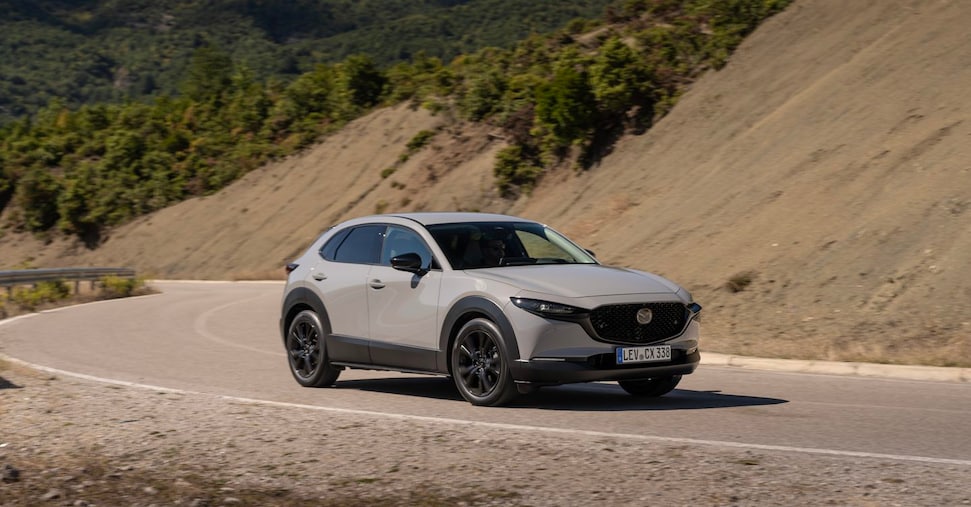 Behind the wheel of the new Mazda CX-30: refined style and comfort on ...