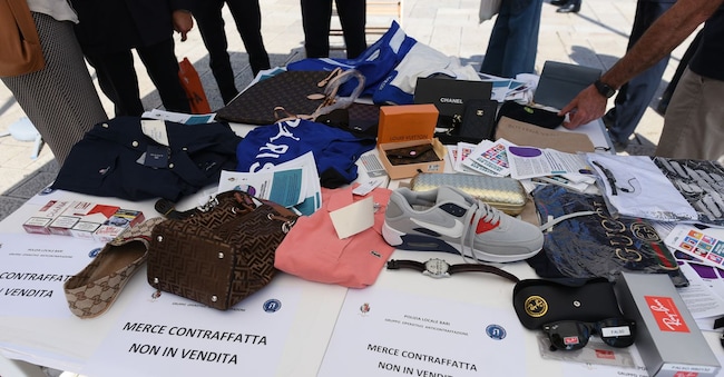  IMAGOECONOMICA