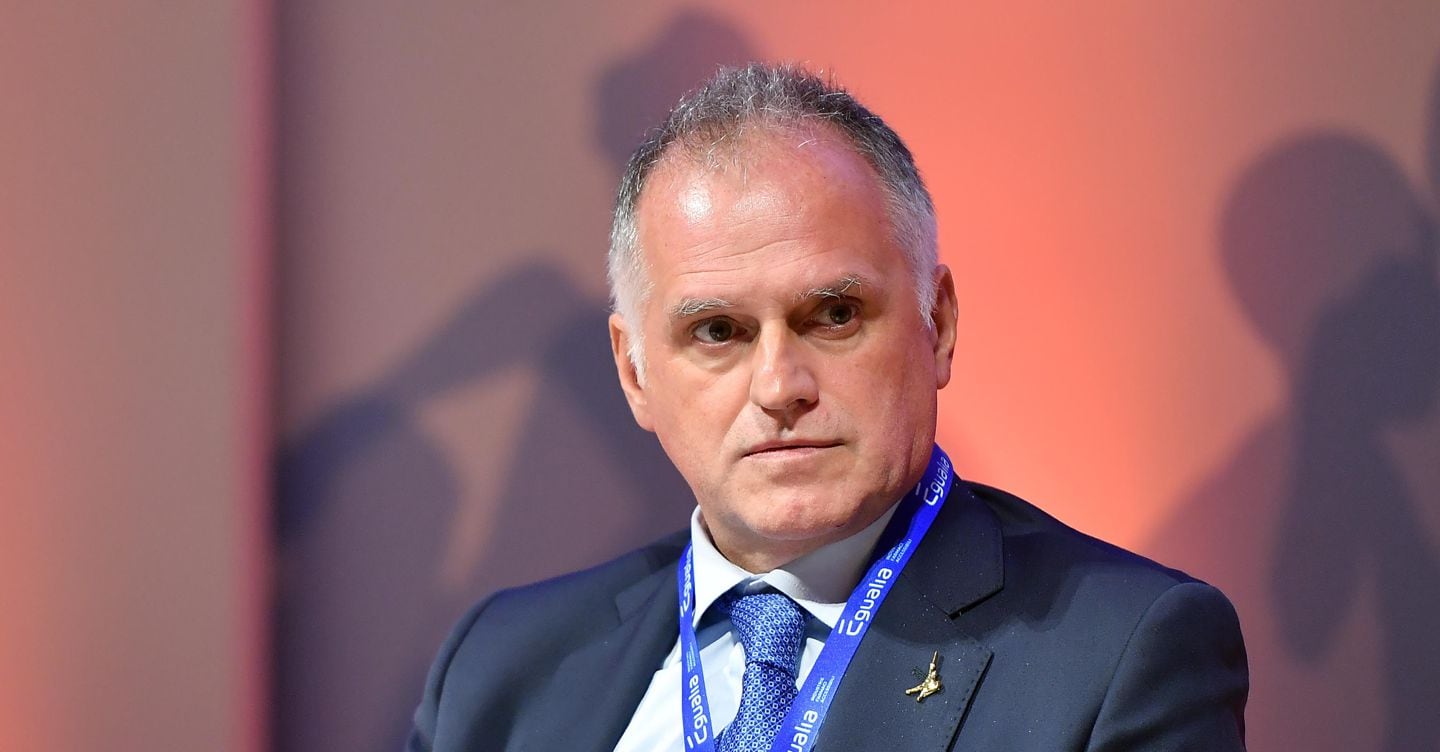 Garavaglia raggiunge le firme per la candidatura al congresso della Lega, sfiderà Salvini