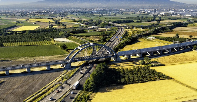 I cantieri della nuova linea ferroviaria ad alta velocità Napoli-Bari