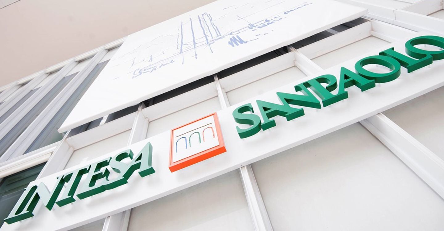Immagine associata alla notizia: Innovazione, Intesa Sanpaolo premia le startup di Up2Stars e In Action Climate