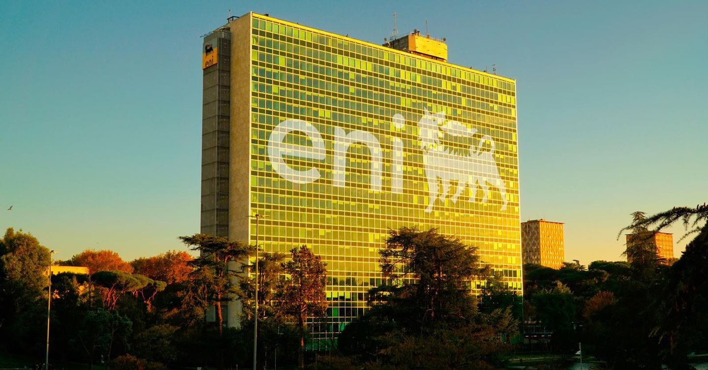 Eni, conti in forte crescita e cedola straordinaria a dicembre. Descalzi: «Risultati eccellenti»