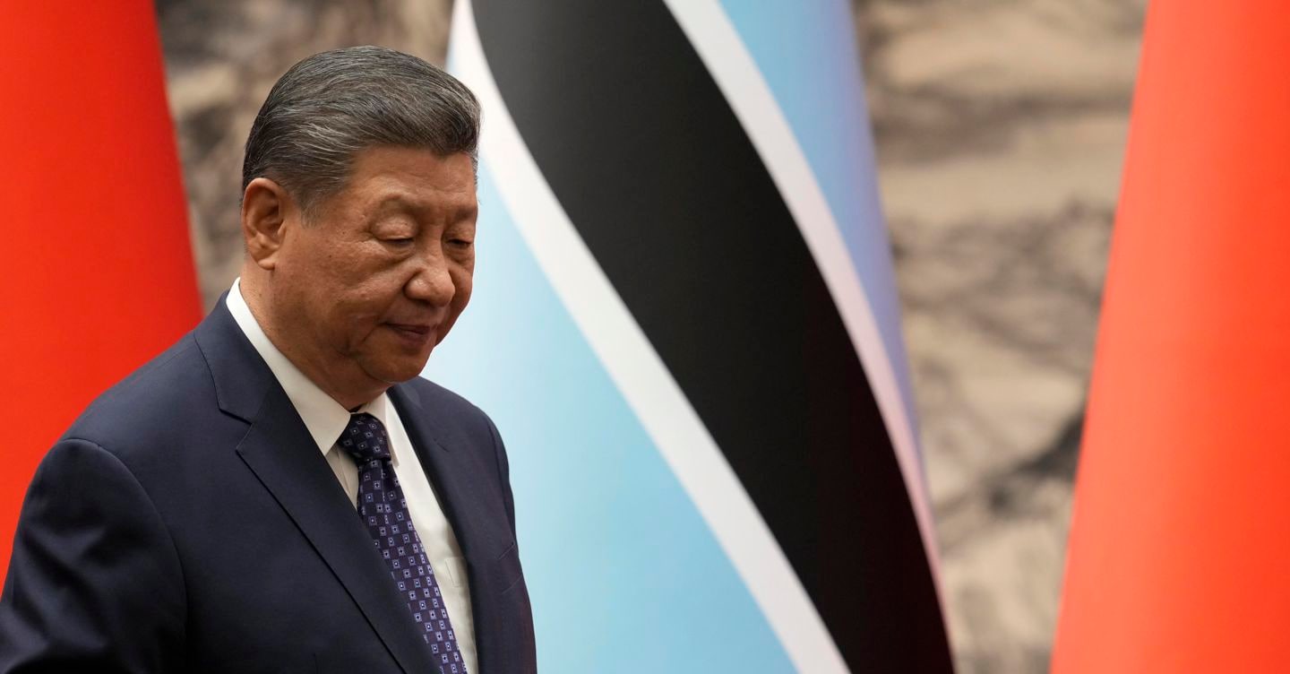 Cina, il crollo delle borse getta un ombra sul Quinto Plenum
