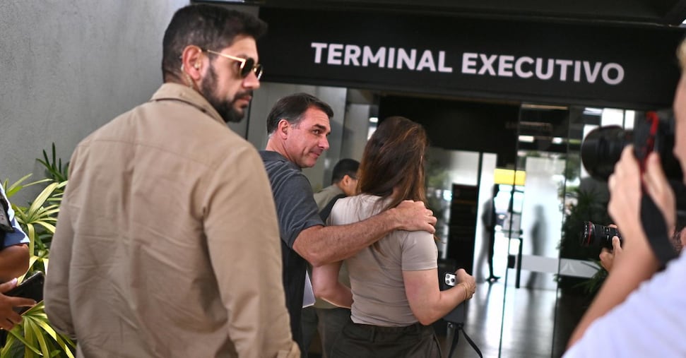 Brasile, Bolsonaro è in volo per gli Stati Uniti