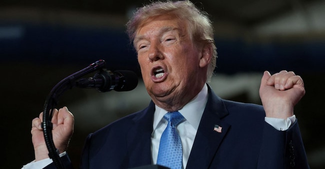 Il presidente Usa Donald al comizio di Corinth, Mississippi (REUTERS)