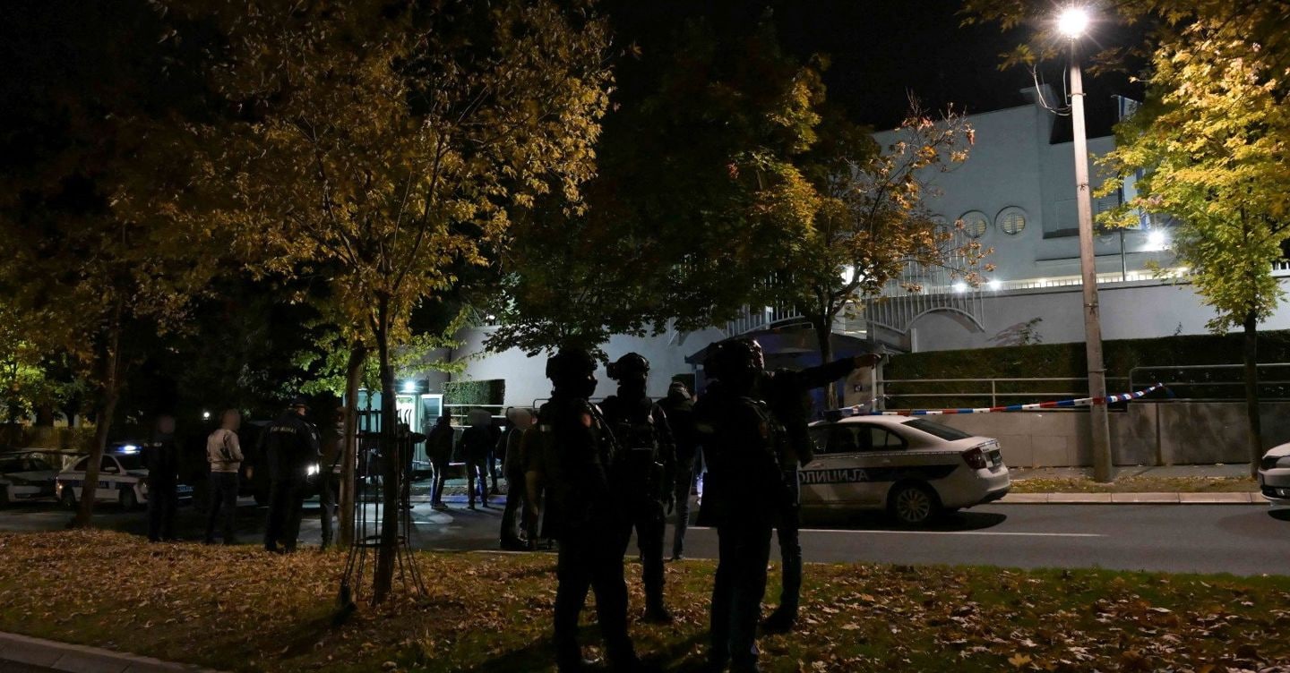 Serbia, attentato all’ambasciata di Israele: ucciso l’assalitore