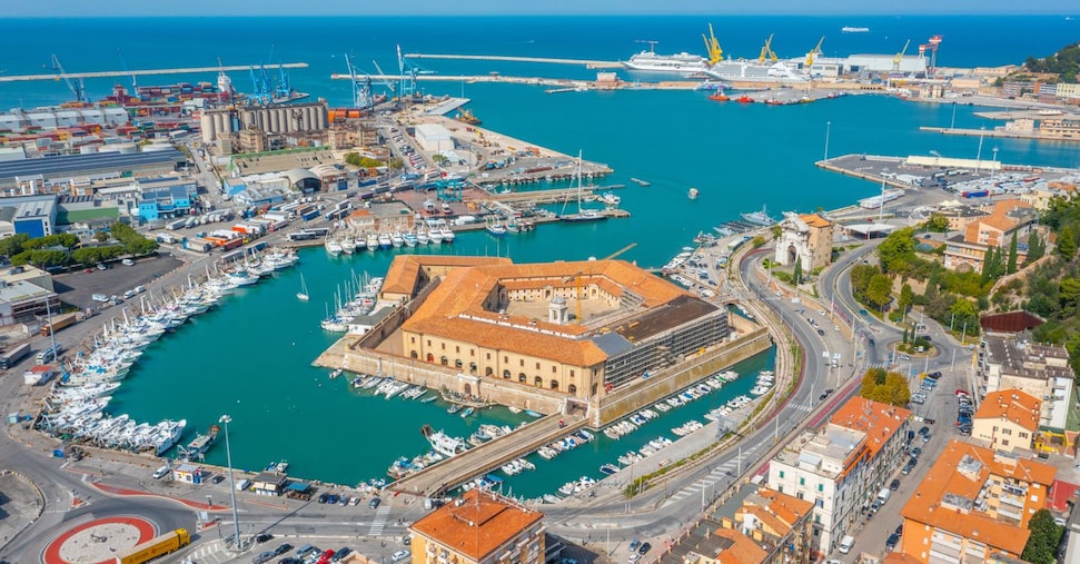 Porti, piano da 309 milioni  per potenziare i sette scali di Marche e Abruzzo
