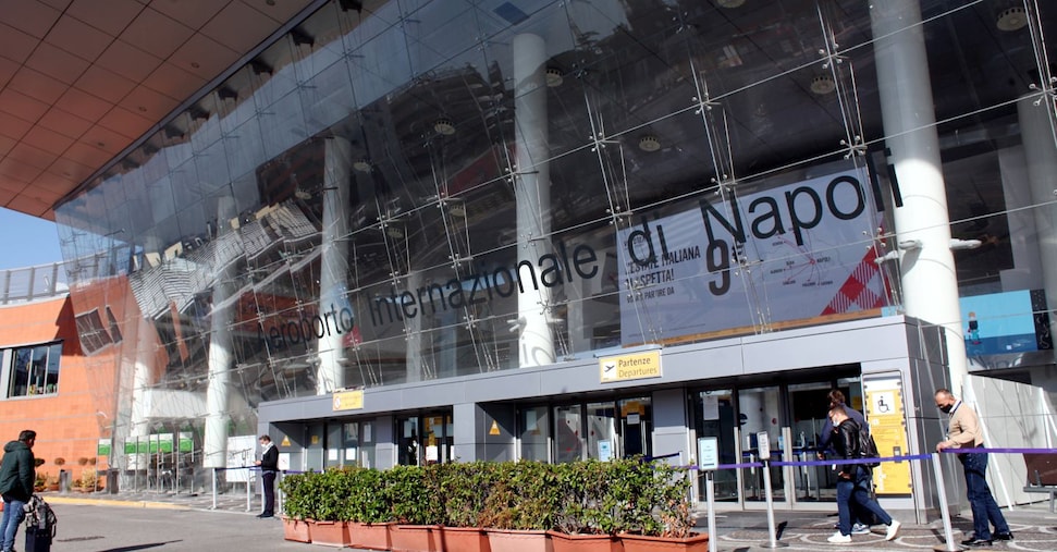 Napoli, Capodichino resterà chiuso a novembre per lavori sulla pista di volo