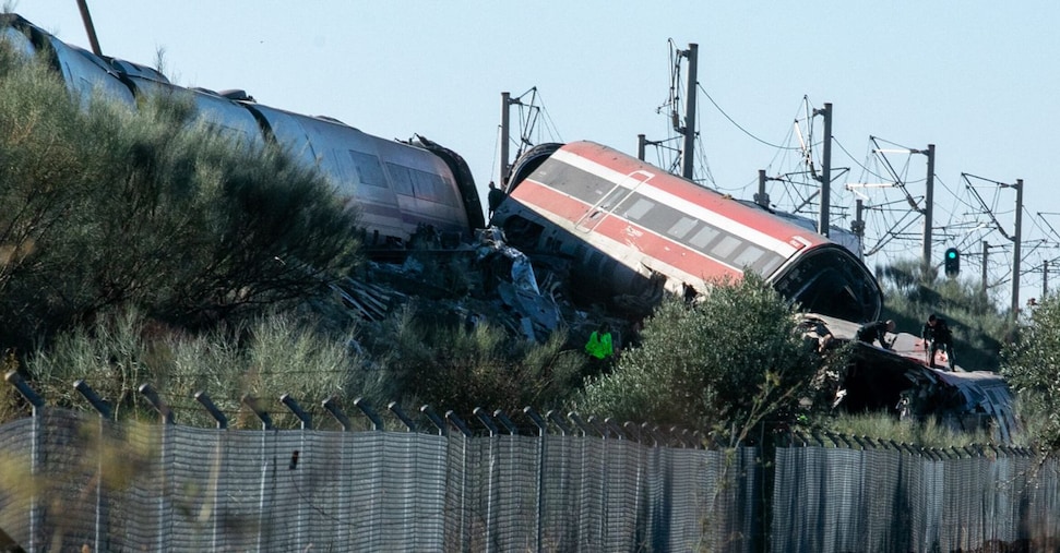 Spagna, almeno 46 morti per scontro fra treni vicino Toledo