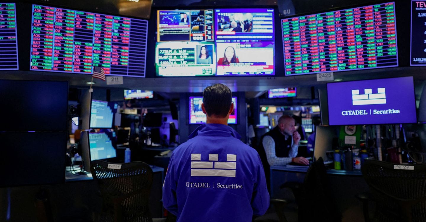Borsa, l’Europa prova a salire e aspetta la Bce. Milano frenata dalle banche