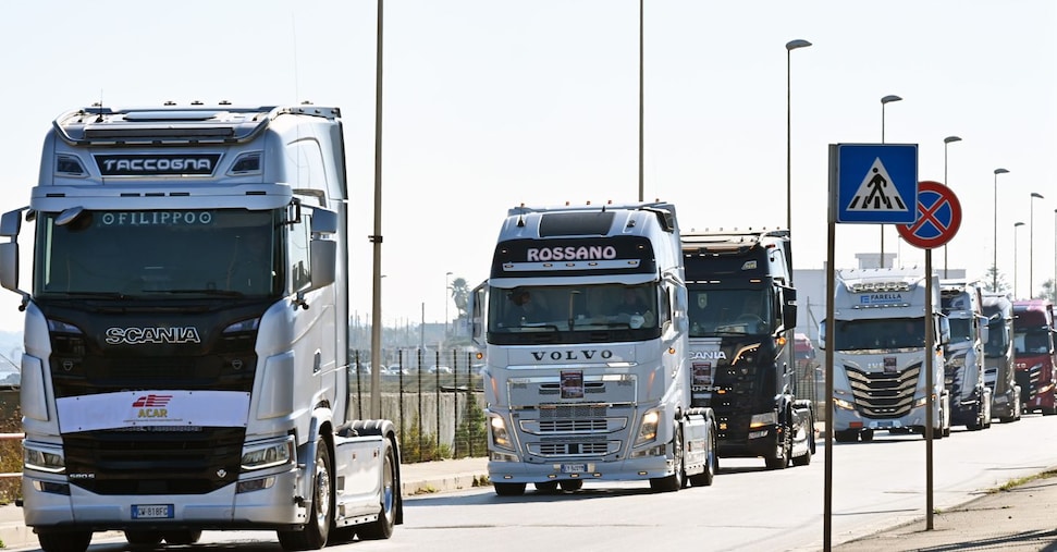 gasolio l8217autotrasporto chiede nuovi aiuti e rincari riconosciuti fino ai subvettori