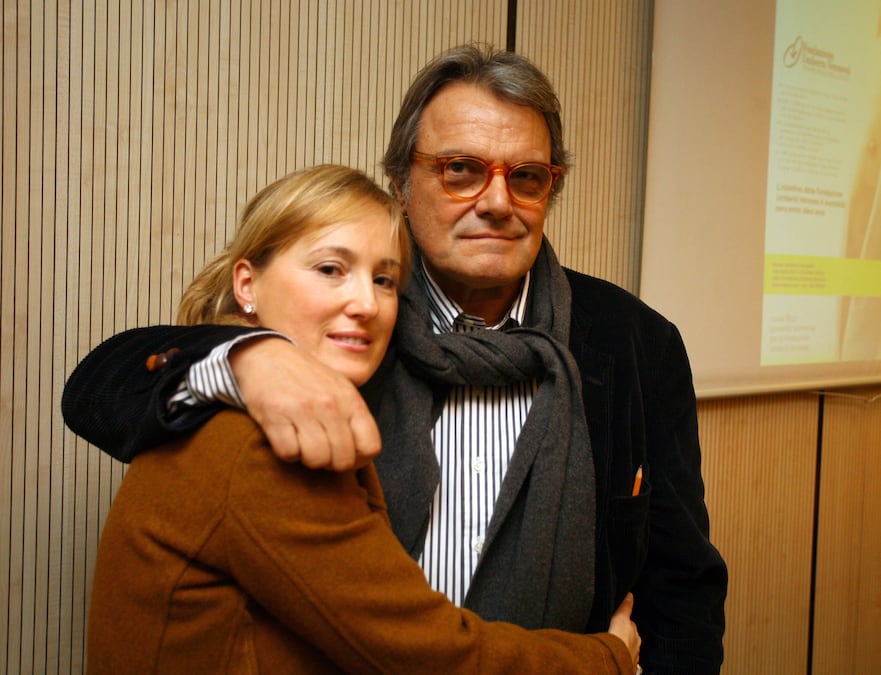 Conferenza stampa per la fondazione Umberto Veronesi. Nella foto Oliviero Toscani con la figlia Olivia, Milano 3 febbraio 2009 (FOTO IPP/TOMMASO BALESTRA)