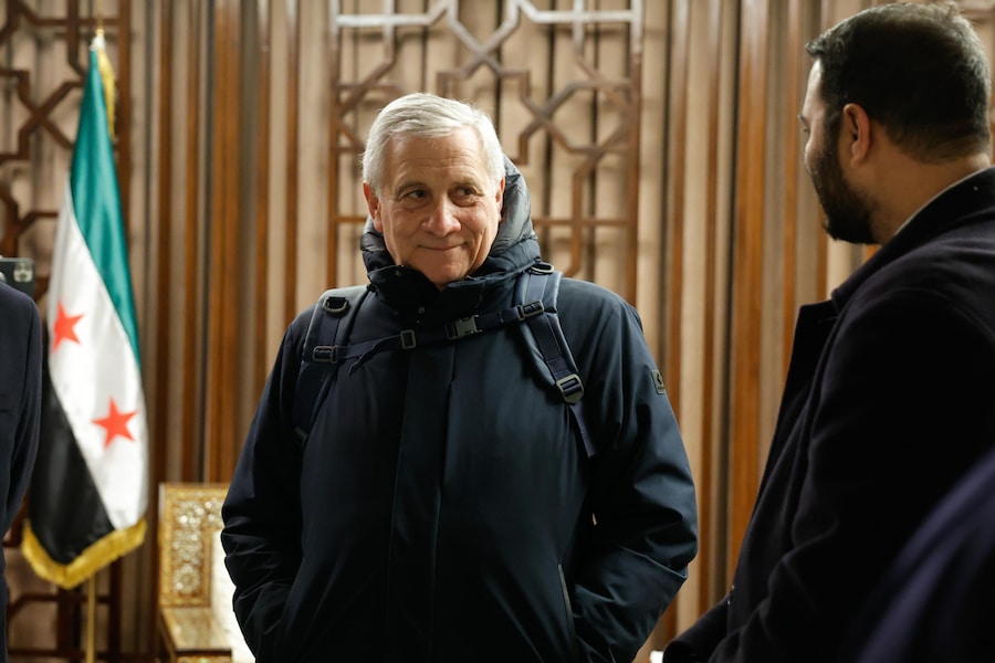 Il ministro degli Esteri italiano Antonio Tajani è atterrato all’aeroporto di Damasco in occasione della sua visita. (ANSA)