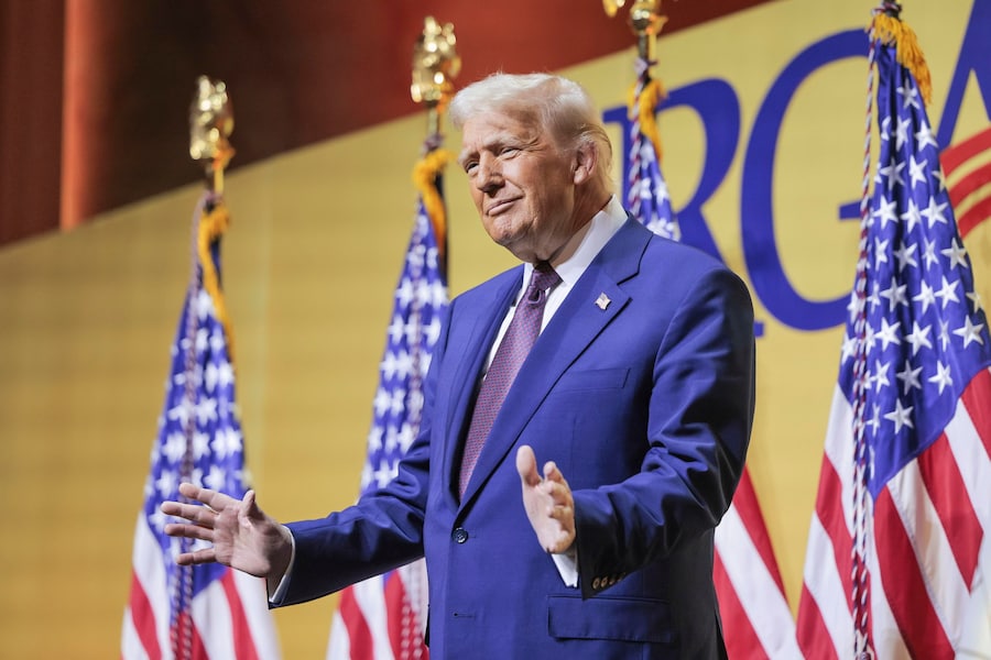 Il presidente degli Stati Uniti Donald J. Trump parla alla riunione dell’Associazione dei governatori repubblicani al National Building Museum di Washington, DC, USA, il 20 febbraio 2025. (EPA)
