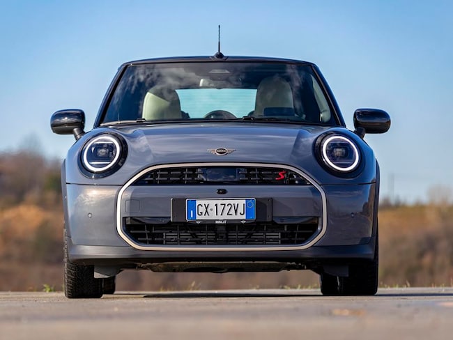 MIni Cooper Cabrio, tutte le foto della scoperta inglese