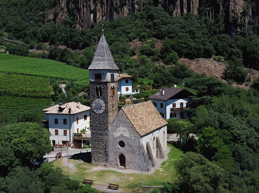 Laives (BZ) Chiesetta di San Giacomo di Laives (FAI)