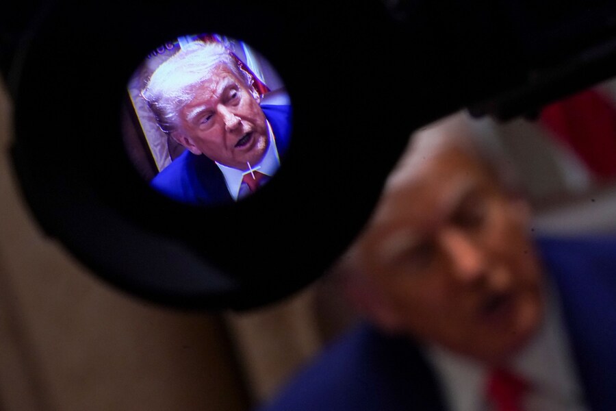 Il presidente degli Stati Uniti Donald Trump partecipa a una riunione di gabinetto alla Casa Bianca a Washington (REUTERS)
