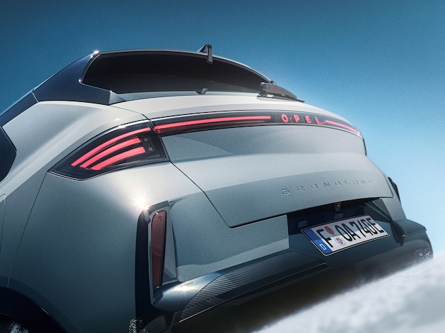 Nuovo Opel Grandland: cinque modi per riscrivere l’idea di SUV