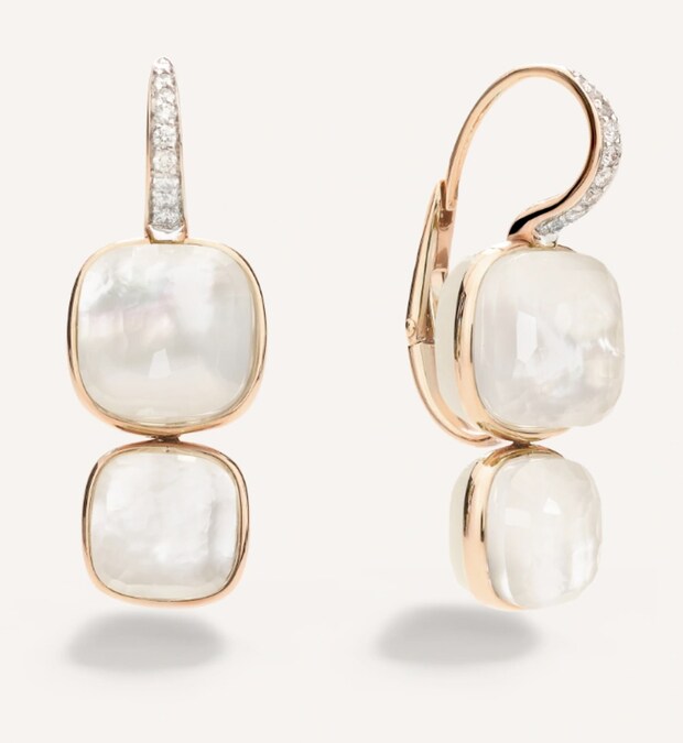 Pomellato. A doppia goccia con 2 topazi bianchi, 2 madreperle bianche, 18 diamanti