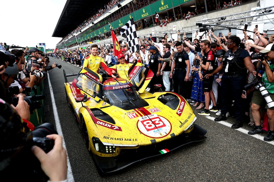 The 24 Hours of Le Mans - Circuit de la Sarthe, Le Mans, France - June 15, 2025 AF Corse's Robert Kubica, Yifei Ye and Philip Hanson celebrate with the chequered flag after winning the 24 Hours of Le Mans REUTERS/Stephane Mahe TPX IMAGES OF THE DAY (REUTERS)