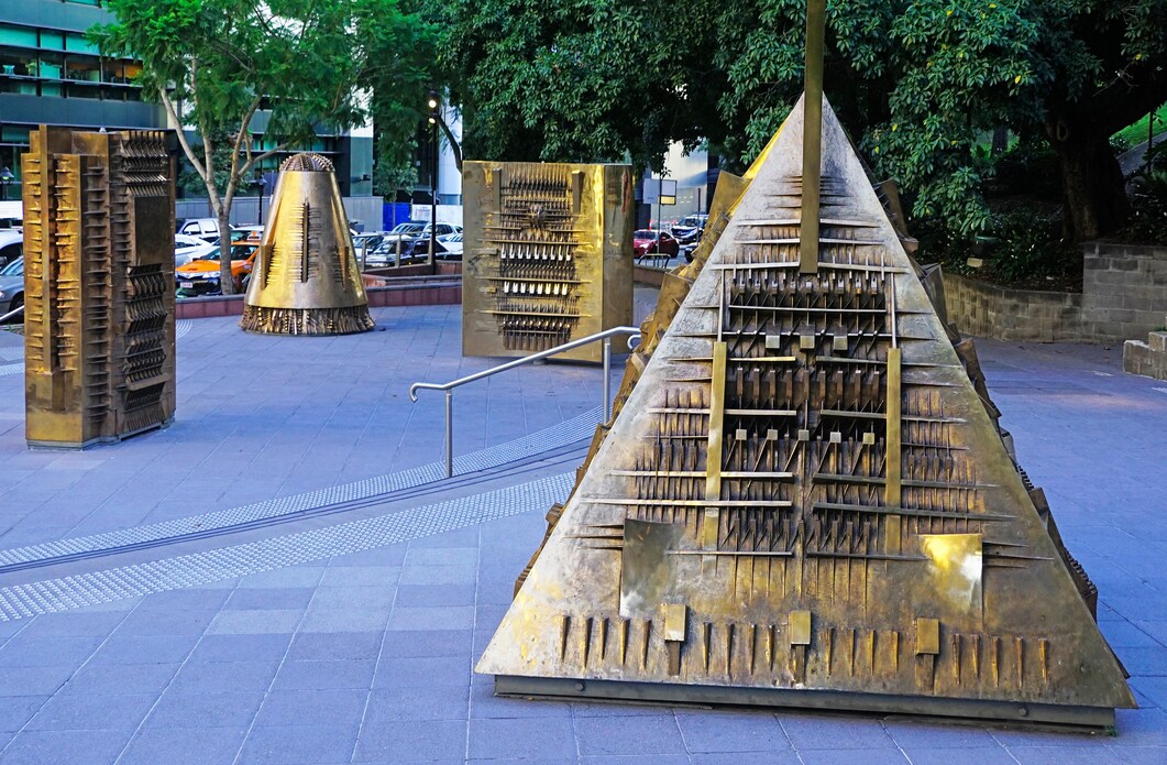 Sculture in bronzo Forme del Mito a Brisbane. (Alamy Stock Photo)