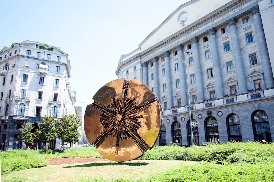 Milano, Piazza Meda (Alamy Stock Photo)