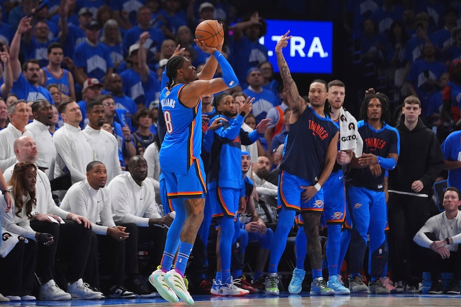 L’attaccante degli Oklahoma City Thunder Jalen Williams (8) realizza un tiro da 3 punti durante il secondo tempo di gara 7 delle finali NBA. (APS)