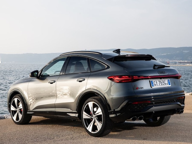 Audi Q5 Sportback, le foto della prova del nuovo suv coupé