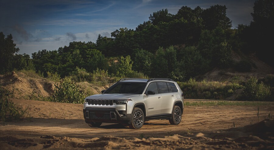 2026 Jeep® Cherokee Limited front three-quarter view (© 2025 Stellantis)