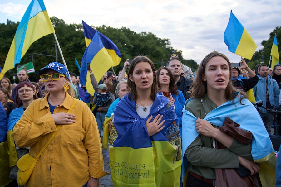Una manifestazione in occasione della Giornata dell’indipendenza dell’Ucraina a Berlino, in Germania, domenica 24 agosto 2025. (APN)