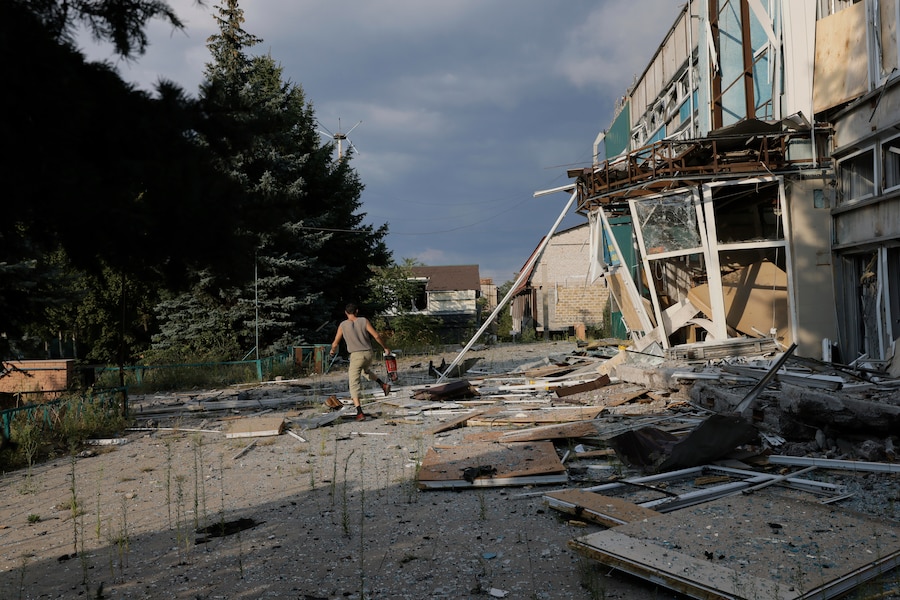 Macerie nella città di Kostiantynivka, luogo di pesanti battaglie con le truppe russe nella regione di Donetsk, Ucraina, domenica 24 agosto 2025. (APN)