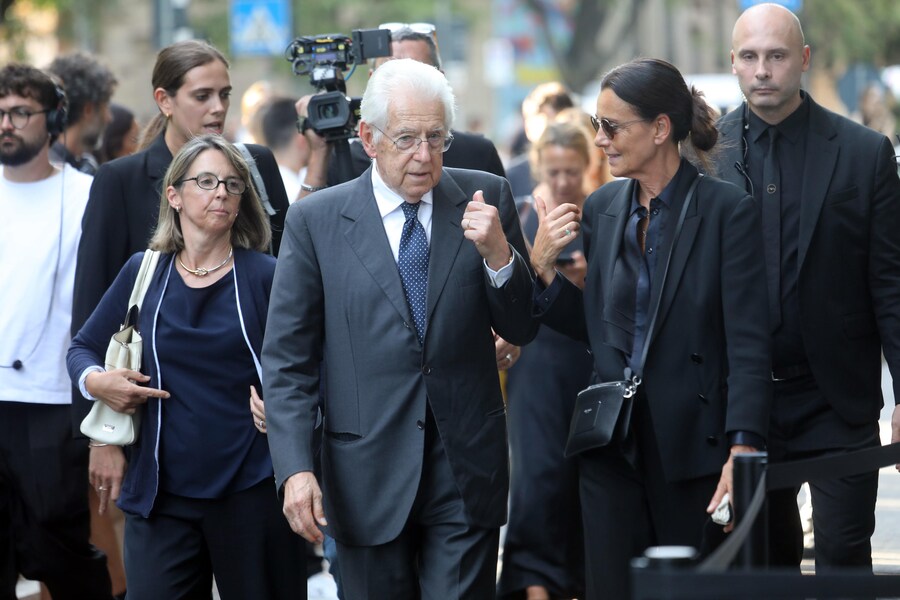 L’economista Mario Monti (ANSA)