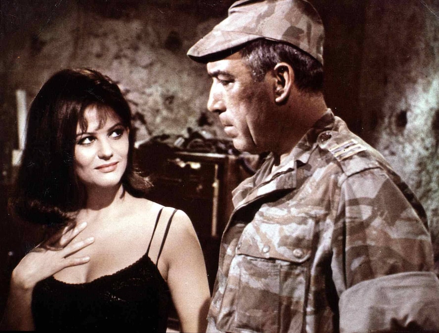 foto IPP/imagostock immagini di scena del film Né onore né gloria - 1966 nella foto Claudia Cardinale e Anthony Quinn (16878)