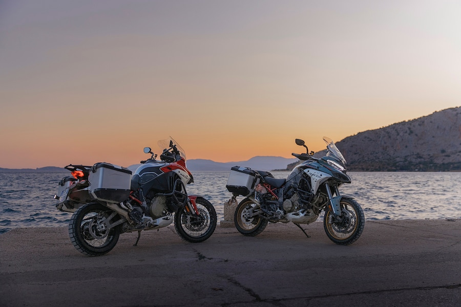 MY26 MULTISTRADA V4 RALLY