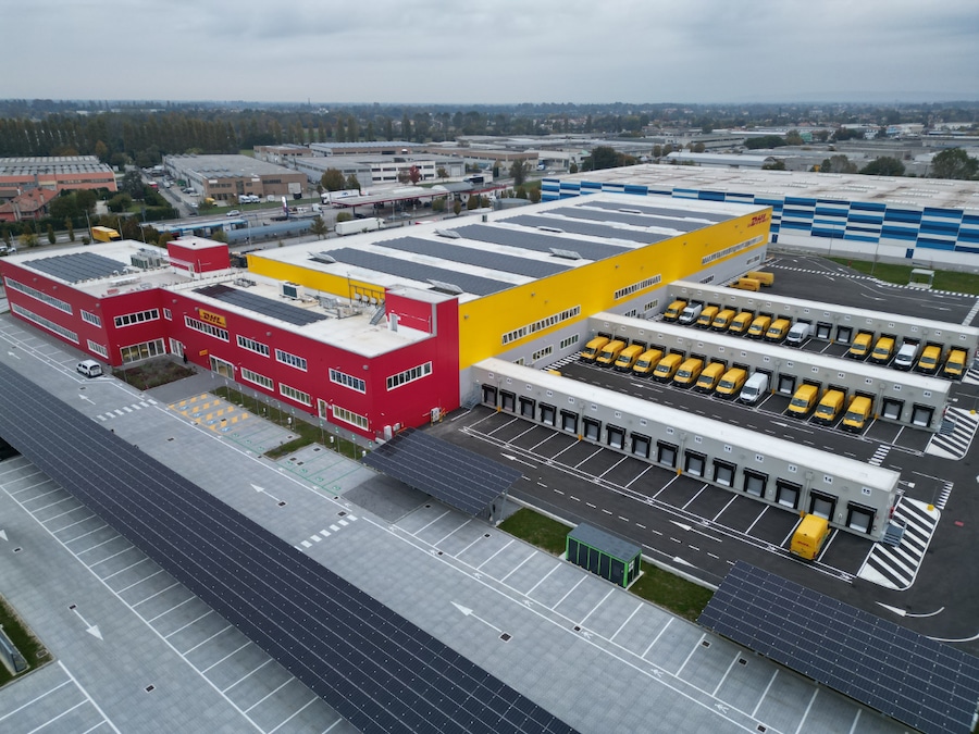 1 - La nuova sede DHL Express Italy di Casier, in provincia di Treviso, di 30mila metri quadrati.